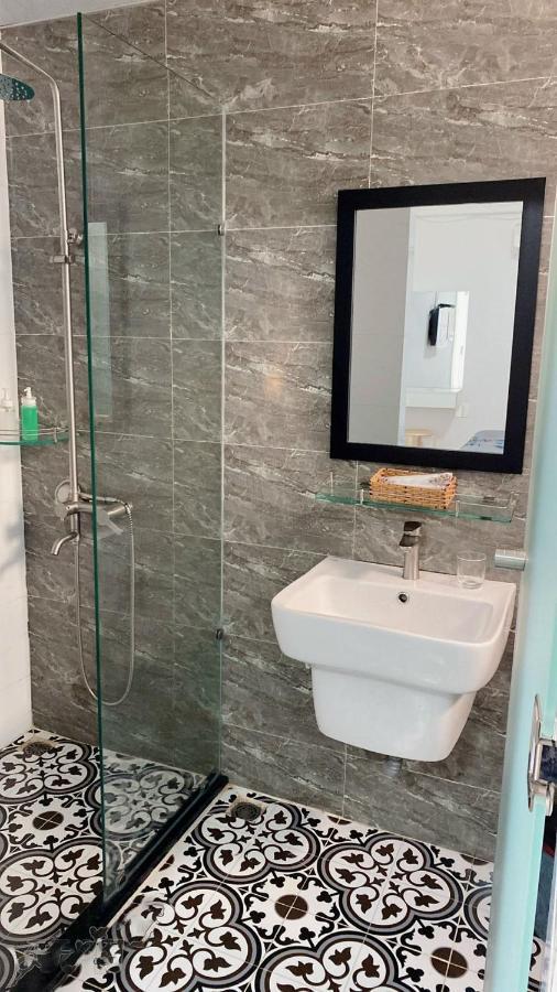 Hotel Nouveau Happy - Bến Thành 2*